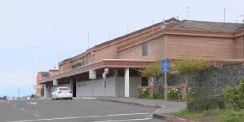 United Airlines ACV Terminal – California Redwood Coast-Humboldt County Airport