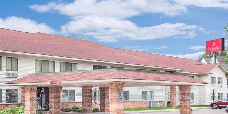 United Airlines CMX Terminal – Houghton County Memorial Airport
