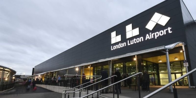 Sun Country Airlines LTN Terminal – London Luton Airport