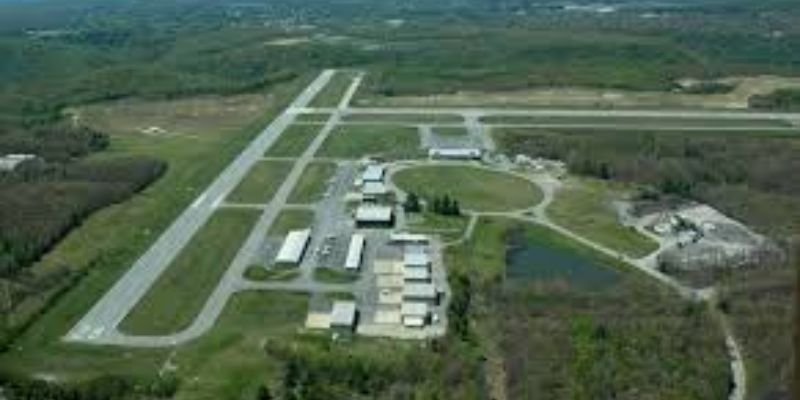 United Airlines BKW Terminal – Raleigh County Memorial Airport