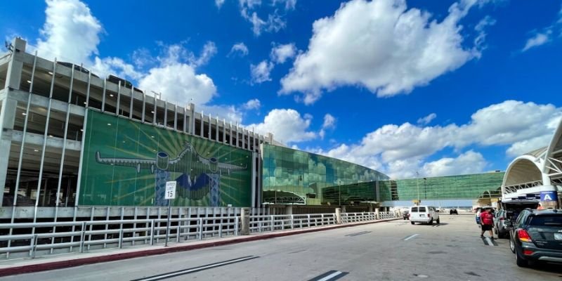Sun Country Airlines SAT Terminal – San Antonio International Airport