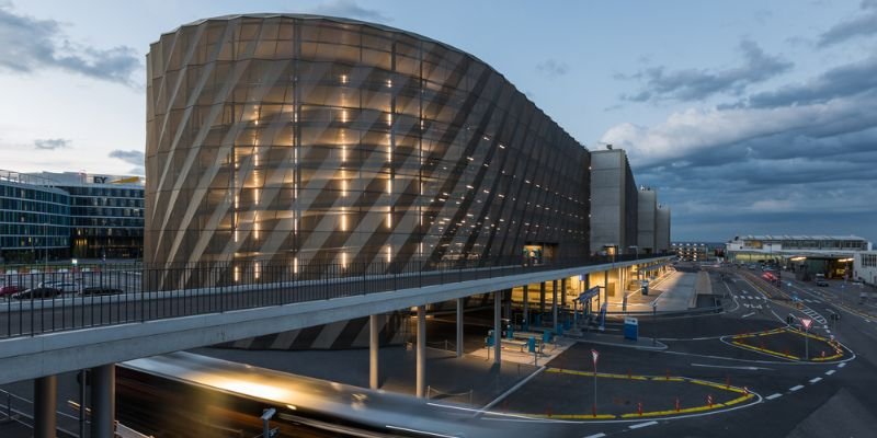 Sun Country Airlines STR Terminal – Stuttgart Airport