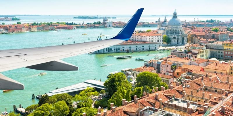 Sun Country Airlines VCE Terminal – Venice Marco Polo Airport