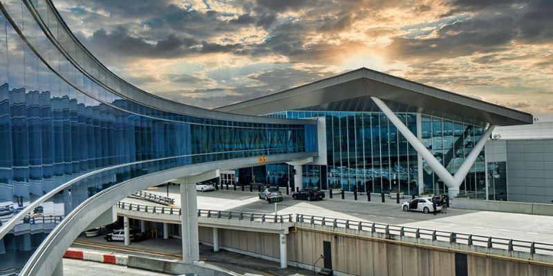 Sun Country Airlines HOU Terminal – William P. Hobby Airport
